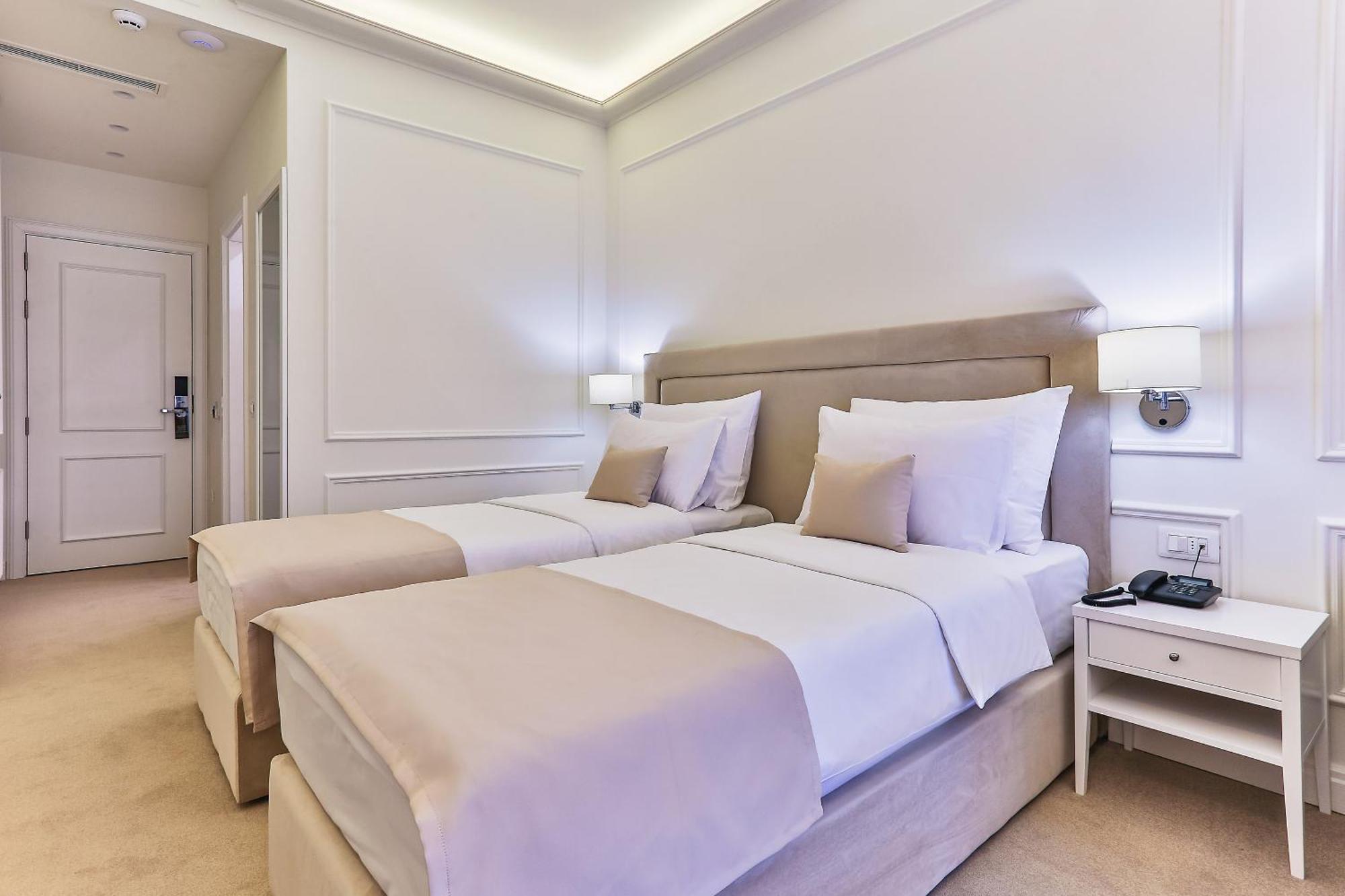 Hotel Crown Budva Exteriör bild